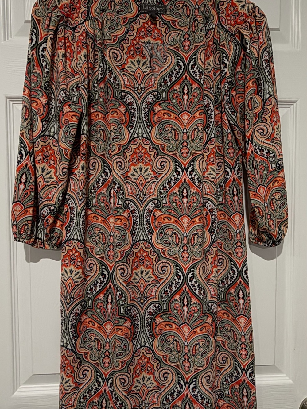 Luxology Coral and Black Paisley Long-Sleeve Shift Dress Size 8